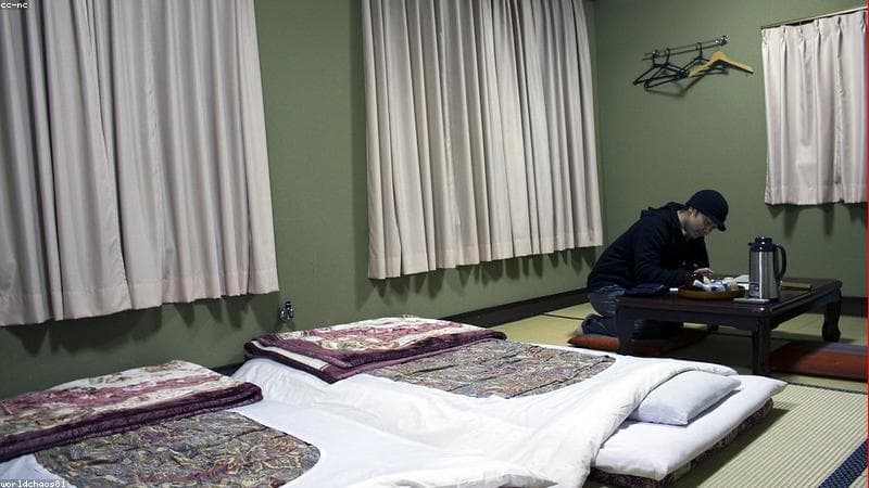 Review: Menginap di Riad Moroko vs Ryokan Jepang